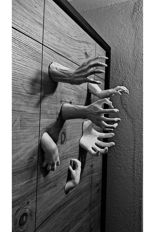 Dekoratif Cadı Eli - Halloween Hands - Cadılar Bayramı El Dekorları (4 Adet, Boyanabilir) - 2