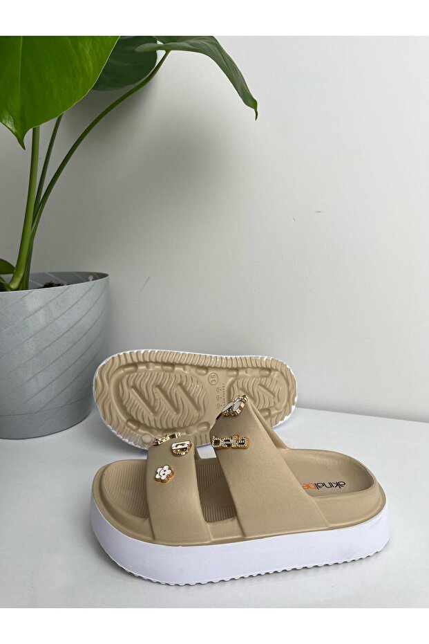 TAŞLI KALIN TABAN TERLİK - 2