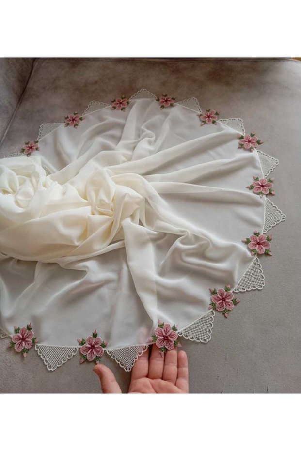 Needle-Embroidered Colored Prayer Mat with Prayer Beads