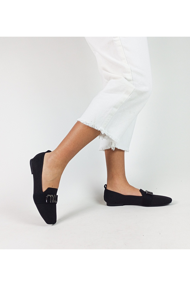 Black Color Knitwear Material Low Heel Buckle Women's Ballerina Shoes