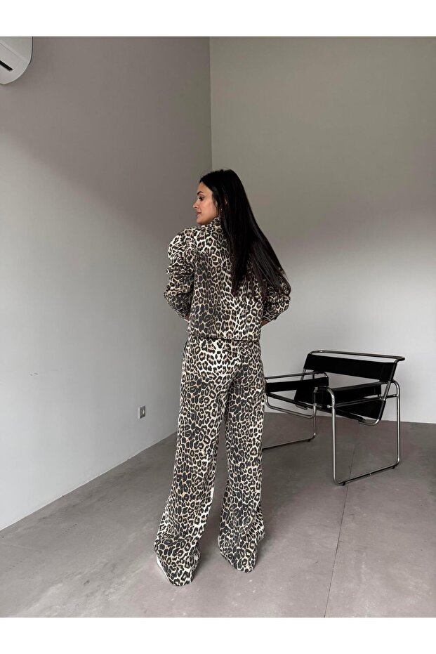 مجموعة بالازو منقوشة بنقشة الفهد - 7