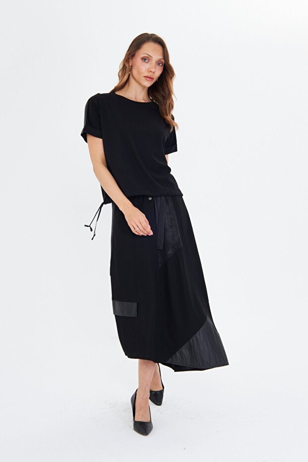 YARIM KOLLU SİYAH BASIC BLUZ - 1