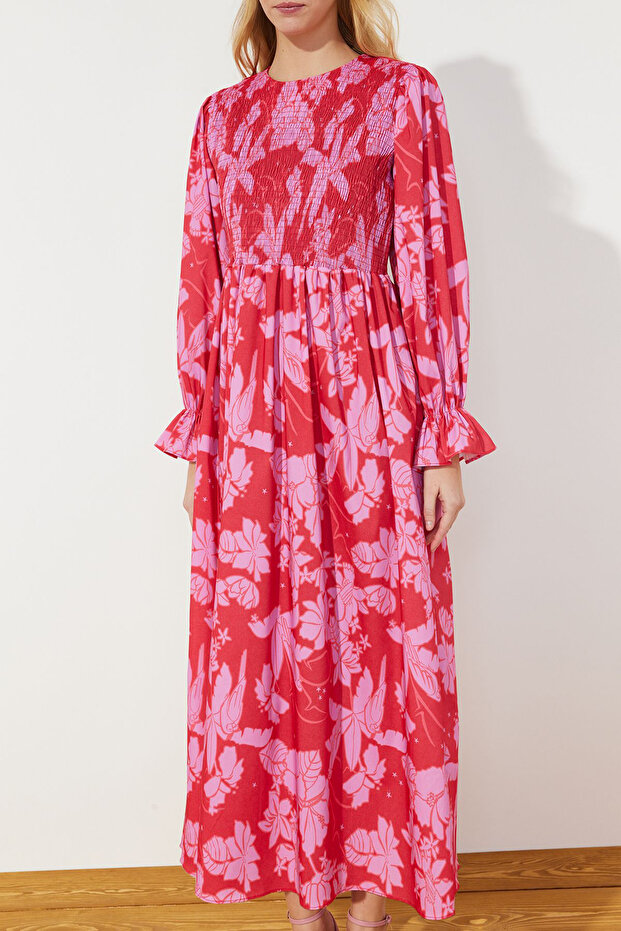 Červené elastické tkané šaty s velkým květinovým potiskem TCTSS24EB00109 - 5