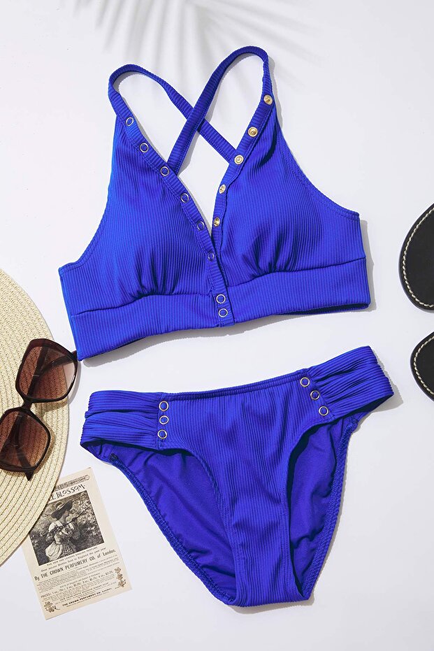 Saks Aksesuarlı Üçgen Kaplı Regular Normal Bel Bikini Takımı TBESS25BT00105 - 1