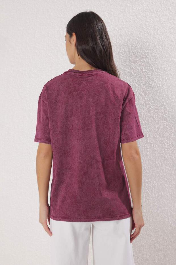 Bordo Kalın Pamuklu Baskılı Oversize/Geniş Kalıp Örme T-shirt TWOSS25TS00103 - 4