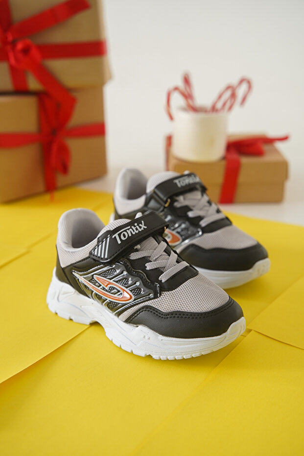 حذاء رياضي Tontik Velcro للأطفال للجنسين