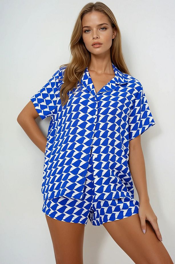 Kadın Saks Mavi Geometrik Desenli Önü Düğmeli Dokuma Gömlek Ve Şort Pijama Takım Pjmx13889 - 3