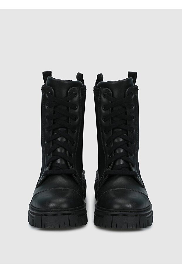 Siyah Kadın Bot - 3