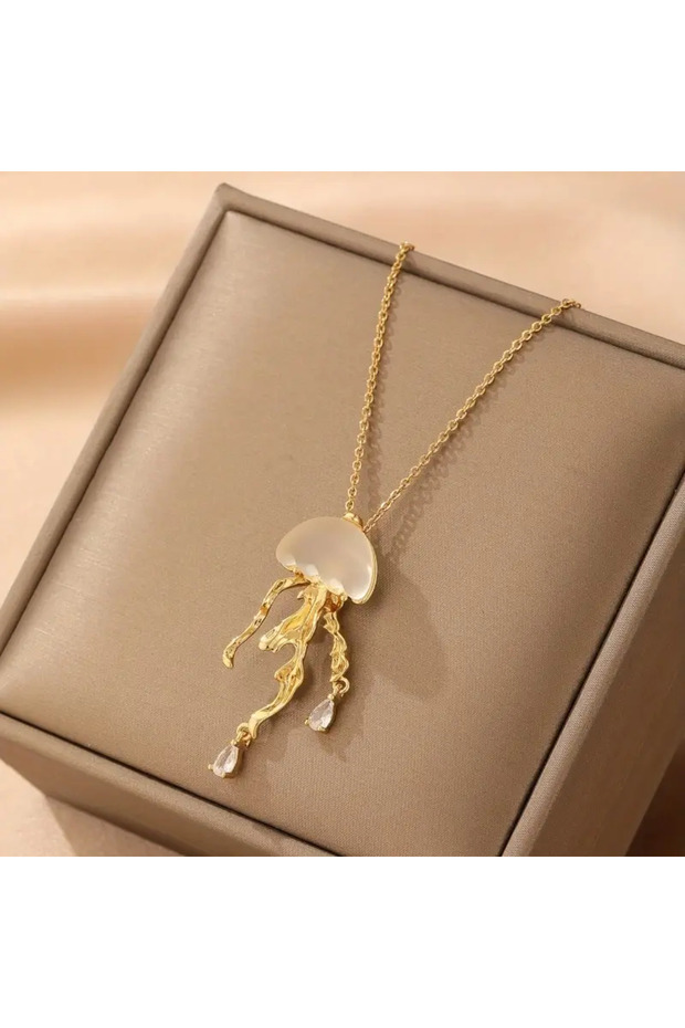 Jellyfish Gold-Tone Teardrop Zirconia Bohemian Stainless Steel Stylish Design Pendant with Jellyfish Figure