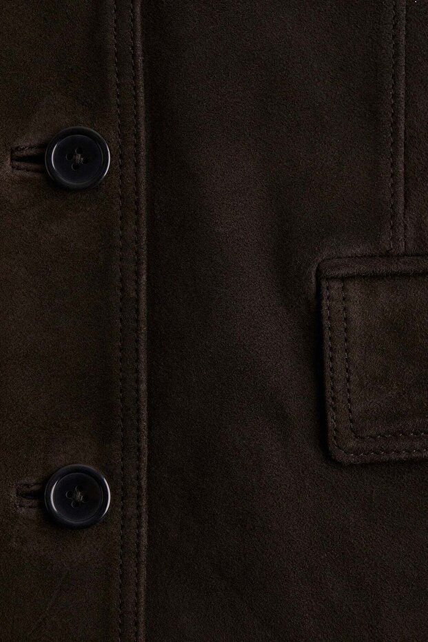 سترة من جلد الغزال بصف واحد من الأزرار - 7