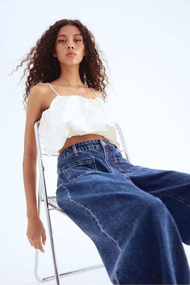 بلوزة بحمالات ذات حافة فقاعية - 4