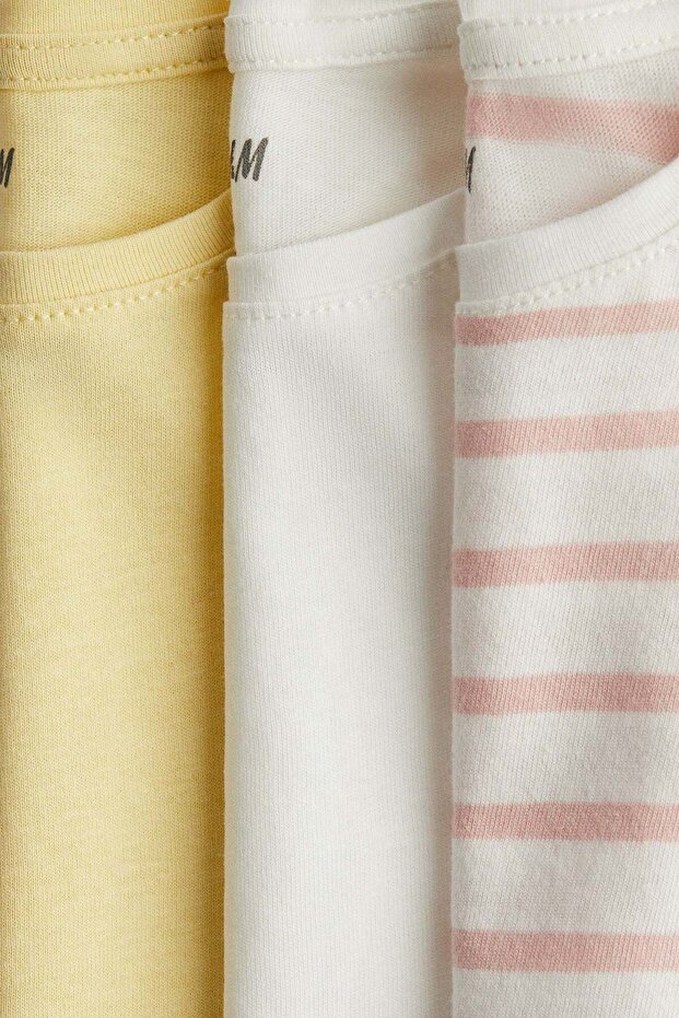 مجموعة من 3 قمصان بأكمام مطوية - 2