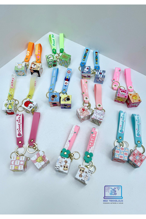 Rubik's Cube Shaped Keychain – 10 Different Models - 2