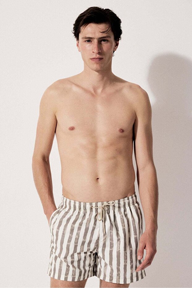 شورت سباحة منقوش - 2