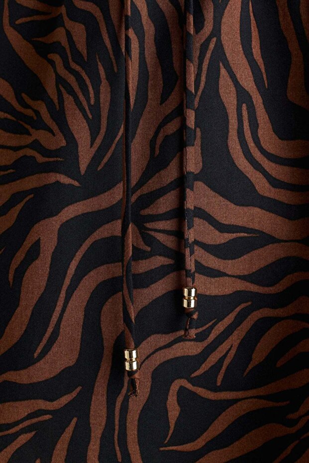 شورت مطبوع برباط - 5