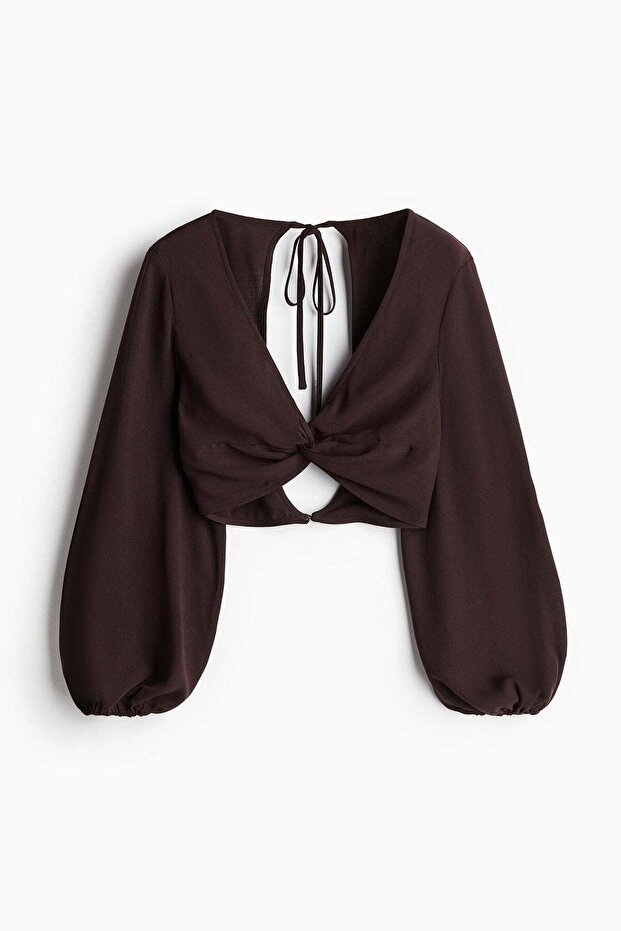 بلوزة مفتوحة الظهر - 3