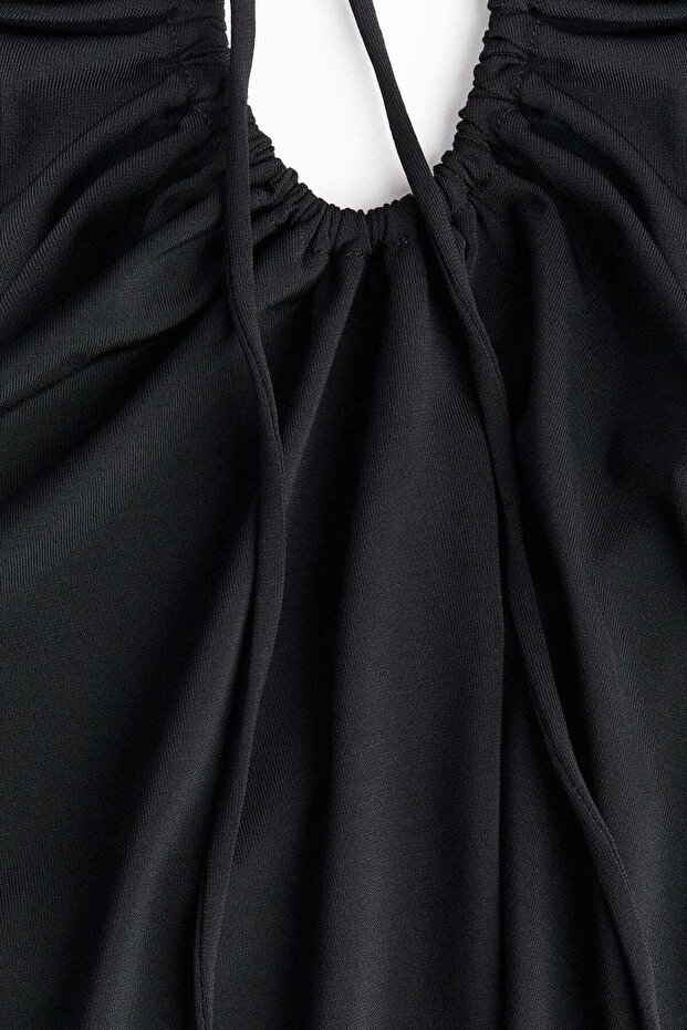 فستان بدون أكمام - 1