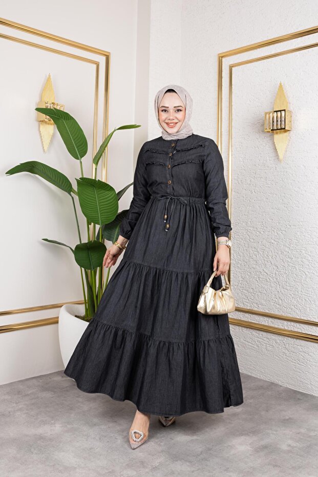 Women's waist cinched flared denim dress