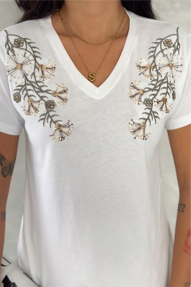 Women's White V-Neck Shoulders Floral Pattern Sequin Sequin and Embroidery Embroidered 100% Cotton T-Shirt