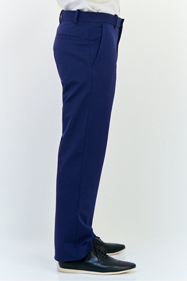 Men Regular Fit Solid Straight Pants, Navy - 4