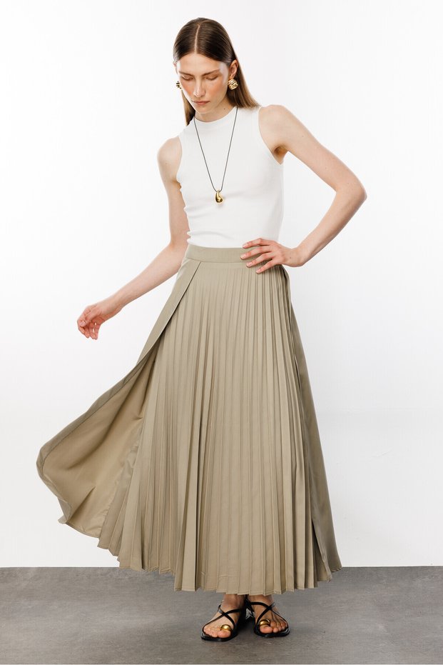 Mink Pleated Detailed Skirt
