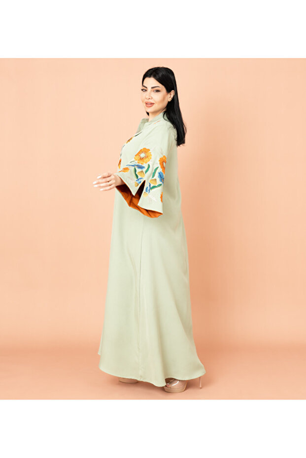 جلابية أنيقة مطرزة بشكل سادة - 3