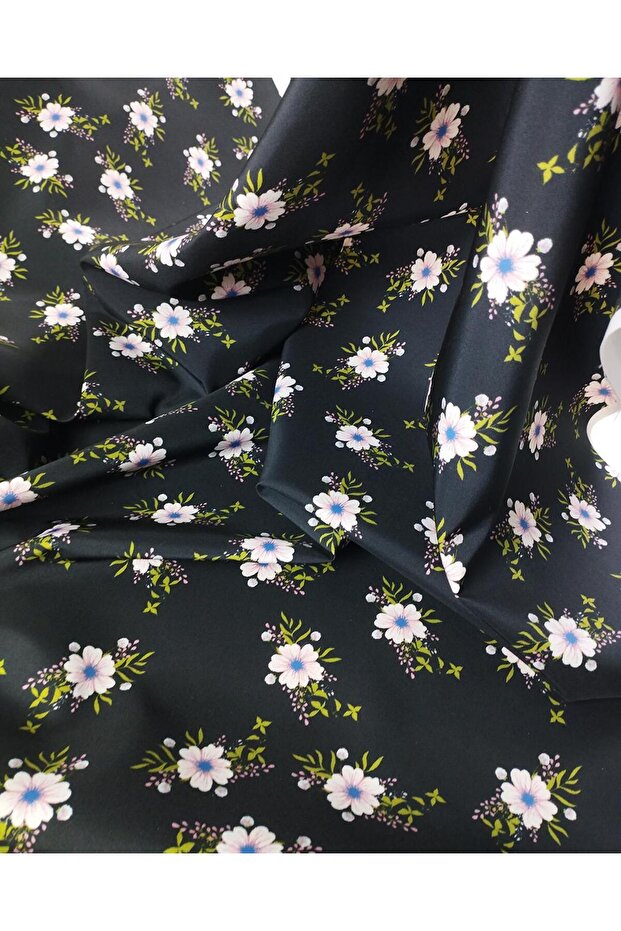 Sentetik İçerikli Dik DokumaEn: 145 cm - 2