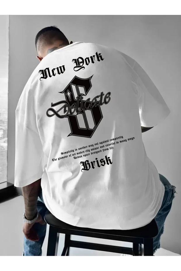Streetwear Oversized Short Sleeve T-Shirt for Men with Bold Back Letter Print