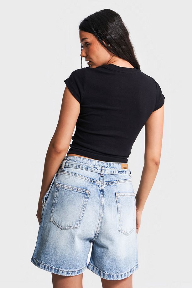 Kadın Snow Kot Rengi 4s5-27 Kemer Detaylı Midi Boy Pileli %100 Koton Denim Şort - 4
