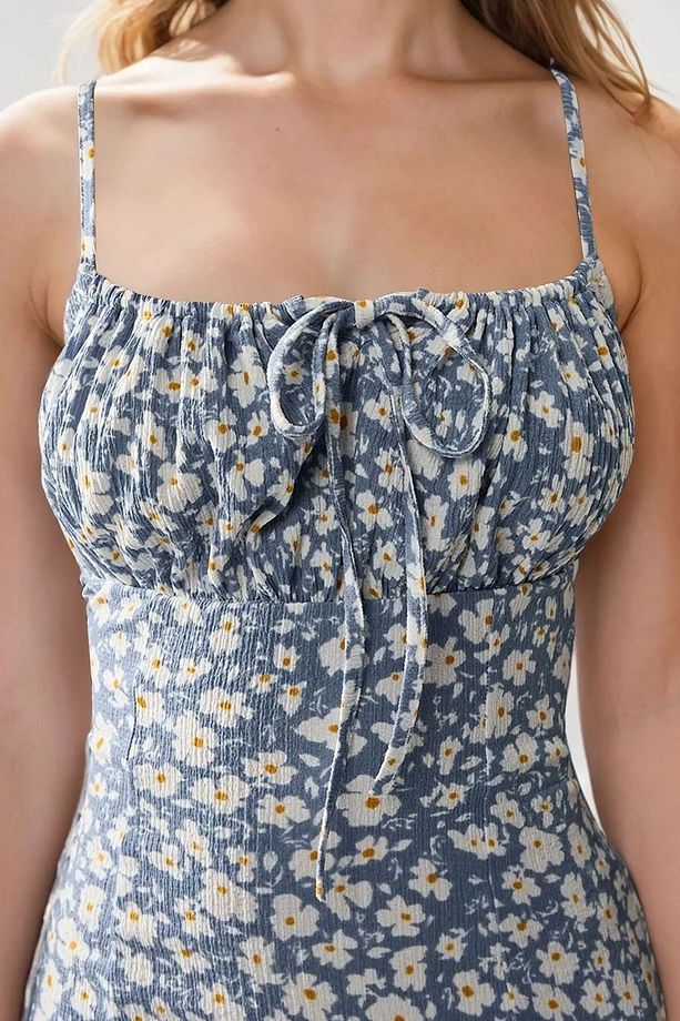 Yırtmaç Detaylı Çiçek Desenli Bodycon Midi Elbise - 4