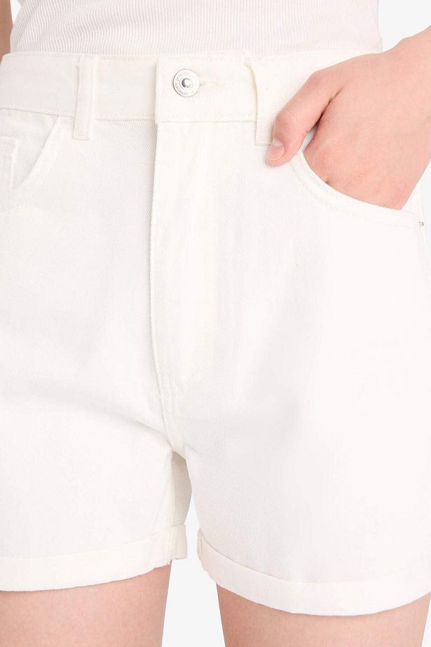 Mom Fit Yüksek Bel Katlamalı Paça Jean Şort E4695AX25SM - 6