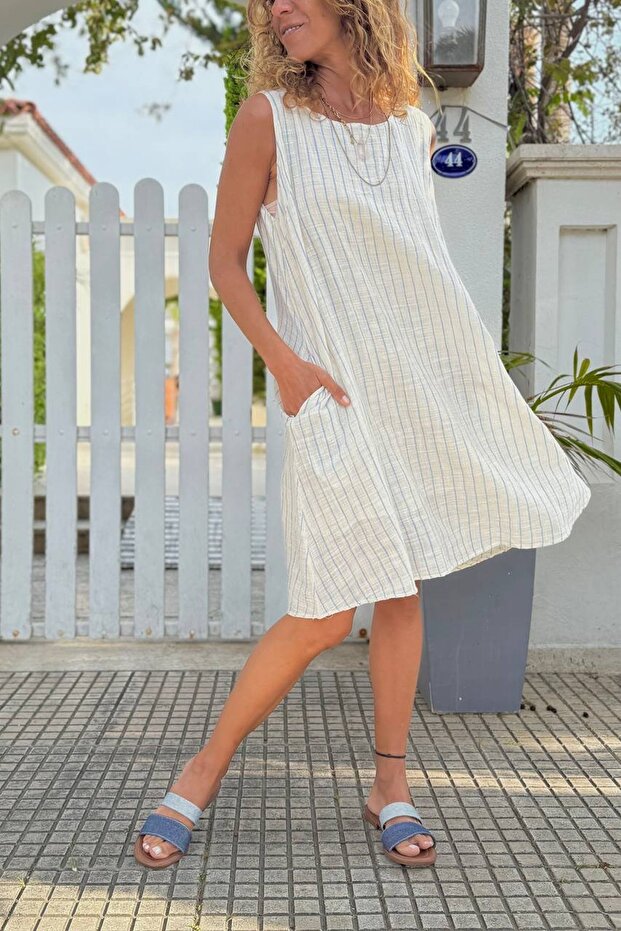 White-Navy Blue Pocket Lined Cotton A-Form Fit Woven Dress 50 90