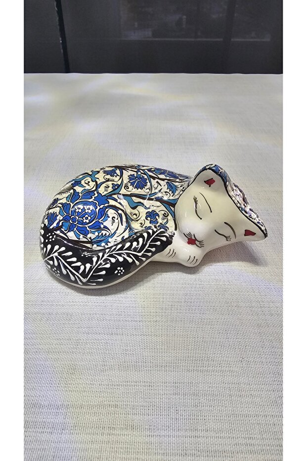 Seramik Çini Işlemeli Kedi Figürü - El Yapımı Uyuyan Kedi 20 X 15 - 5
