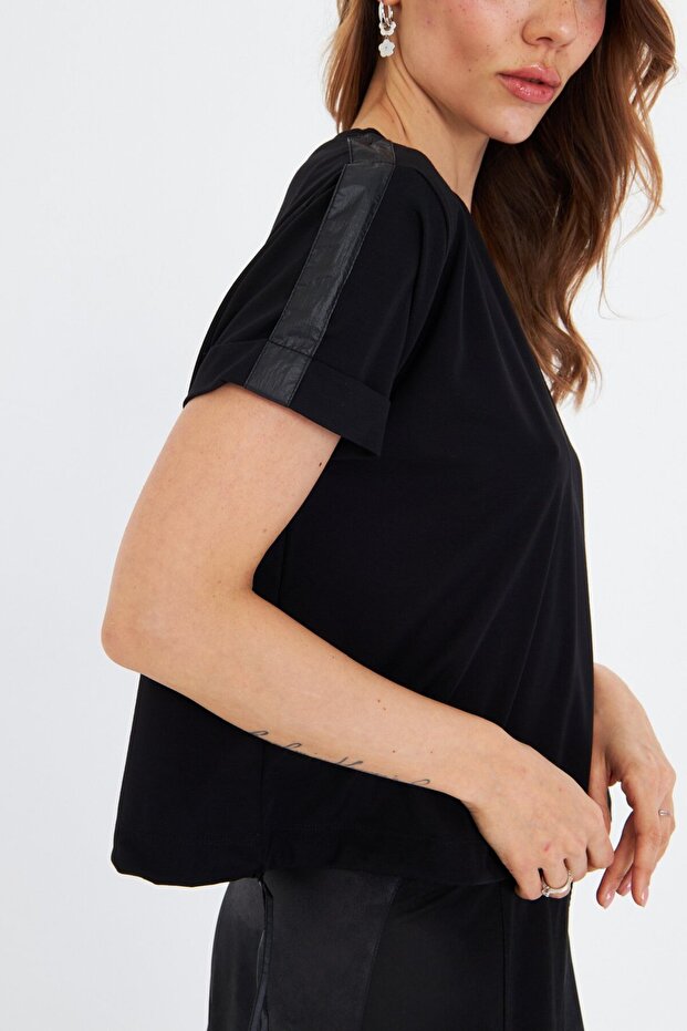 YARIM KOLLU SİYAH BASIC BLUZ - 6