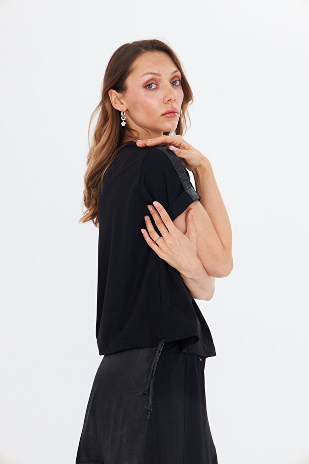 YARIM KOLLU SİYAH BASIC BLUZ - 5
