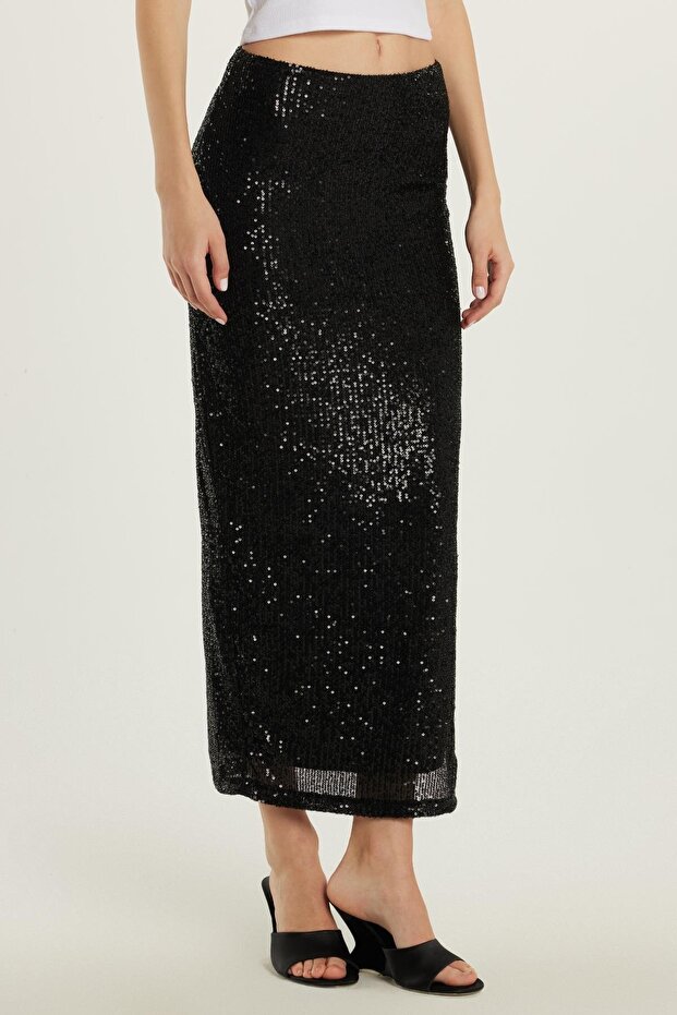 Women's Slim Fit Silvery Long Plain Black Skirt