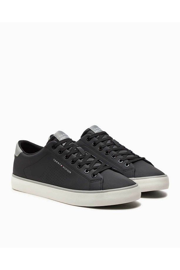 Low Top Core Seasonal Sneakers - 2