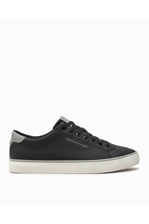 Low Top Core Seasonal Sneakers - 1