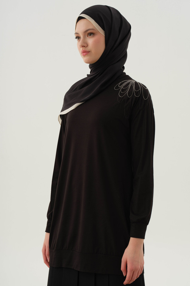 Omuzu İşlemeli Tunik - Siyah - 4