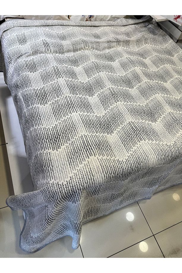 Delta Desen Baskılı 200x240 Cm. Çift Kişilik (BATTAL) Tek Pike - Gri - 5