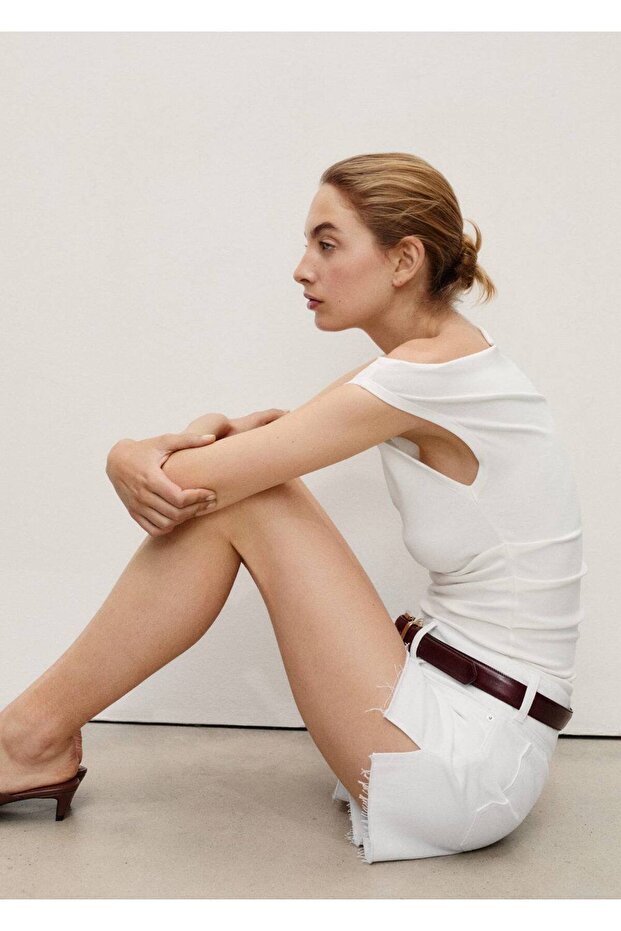 Paçaları dikişsiz denim şort - 8