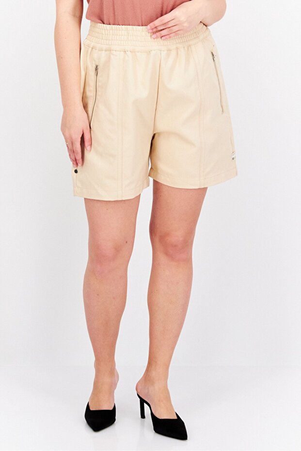 شورت نسائي سادة من Levis x Deepika Padukone، لون بيج - 1