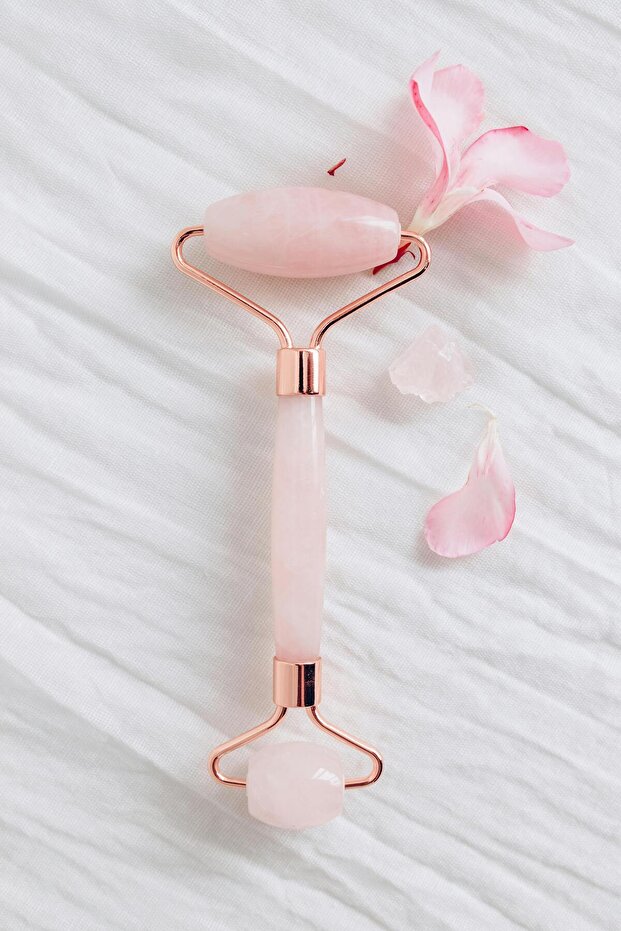 Pembe Kuvars Face Roller