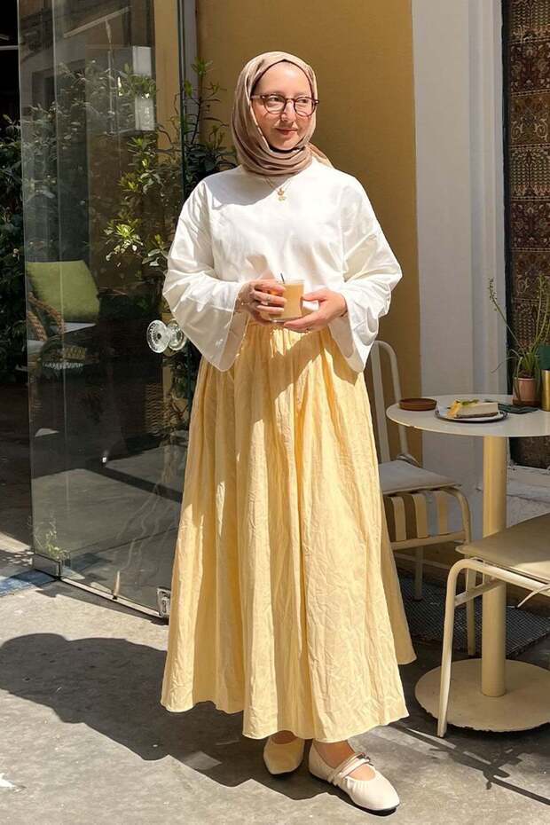 Butter Yellow Cropped Balloon Skirt