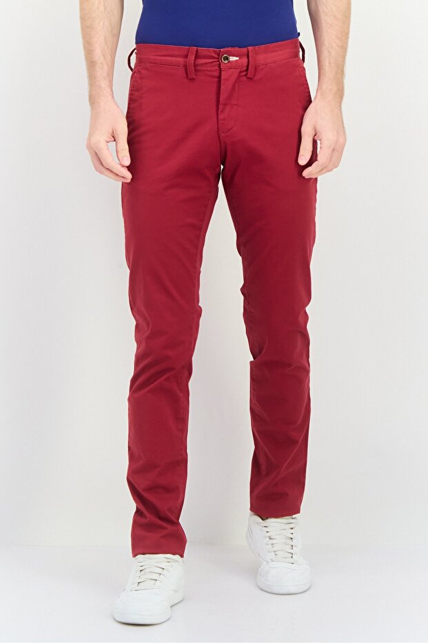 Men Regular Fit Solid Chino Pants, Maroon - 1