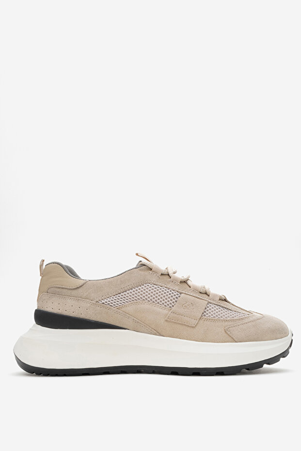 21525 Men's Thick Sole Lace-Up Sneaker