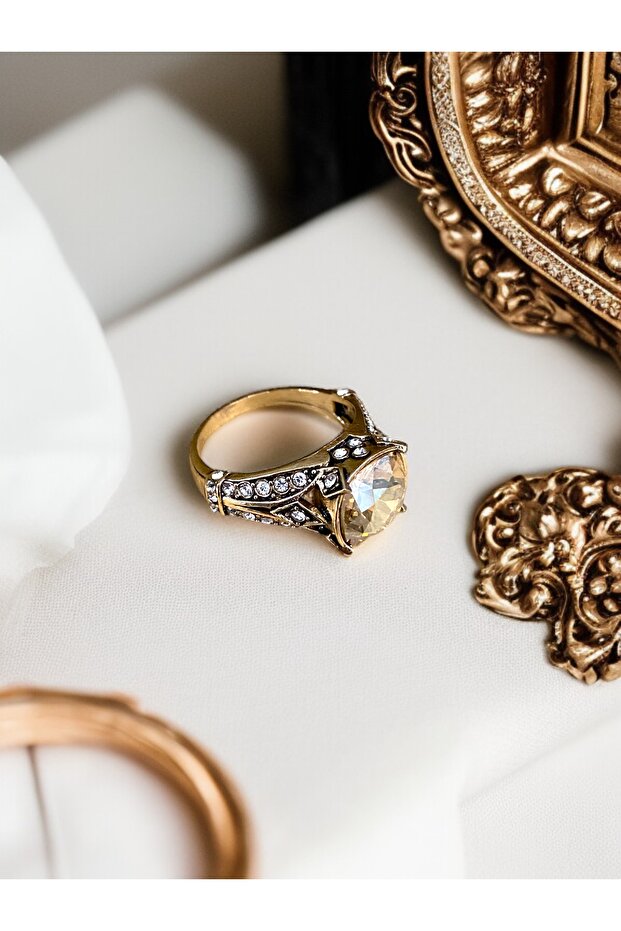 Yellow crystal stone ring - 7