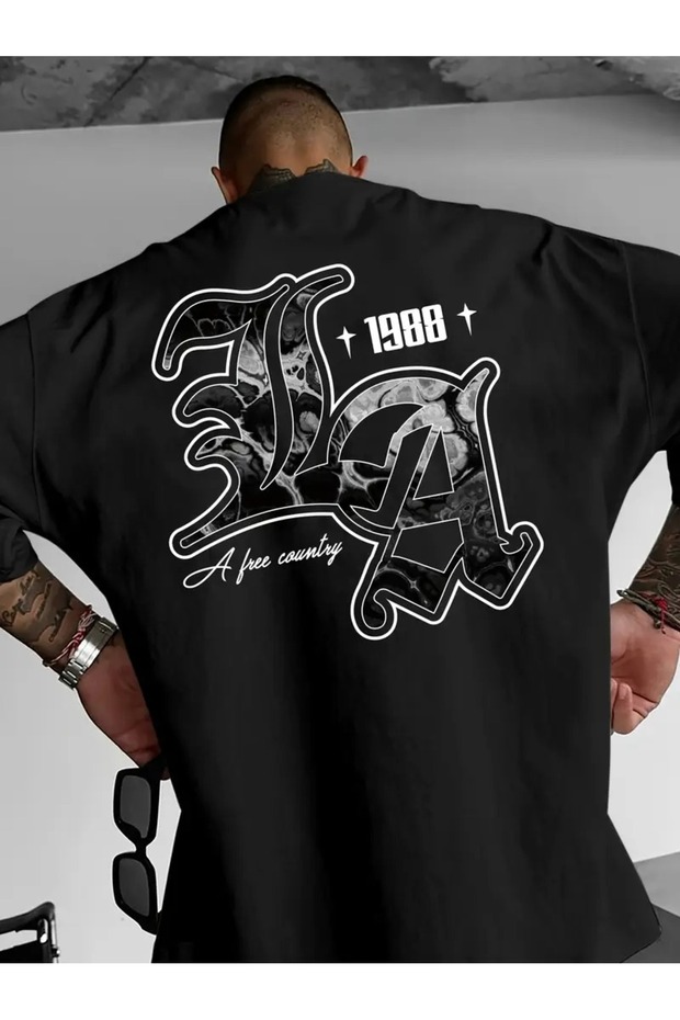 1988 Graphic Print Comfort T-Shirt for Men - "A Land of Free" Design, Relaxed Crew Neck