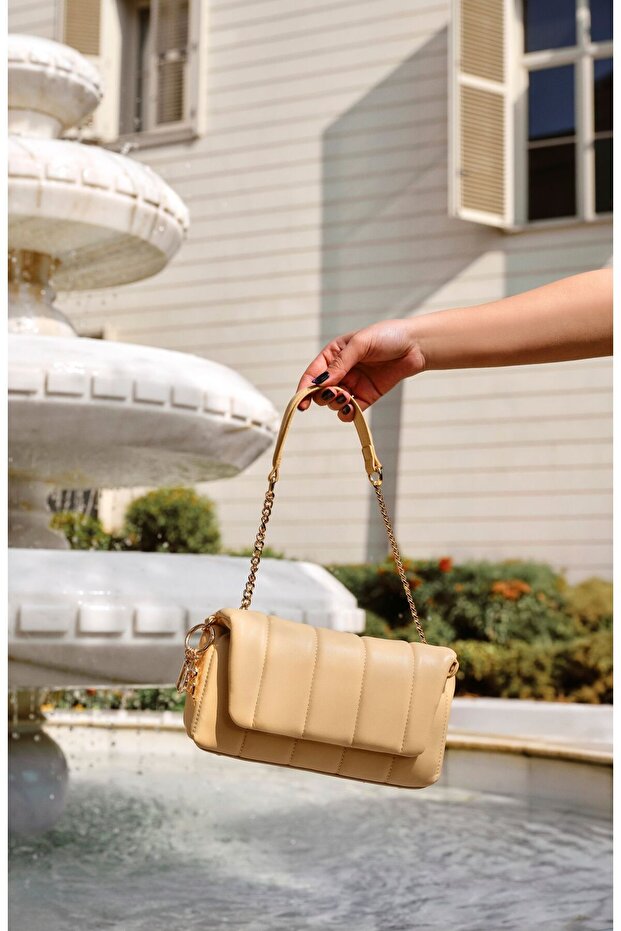 Vanilya Kapitoneli Kadın Postacı Çantası - 1