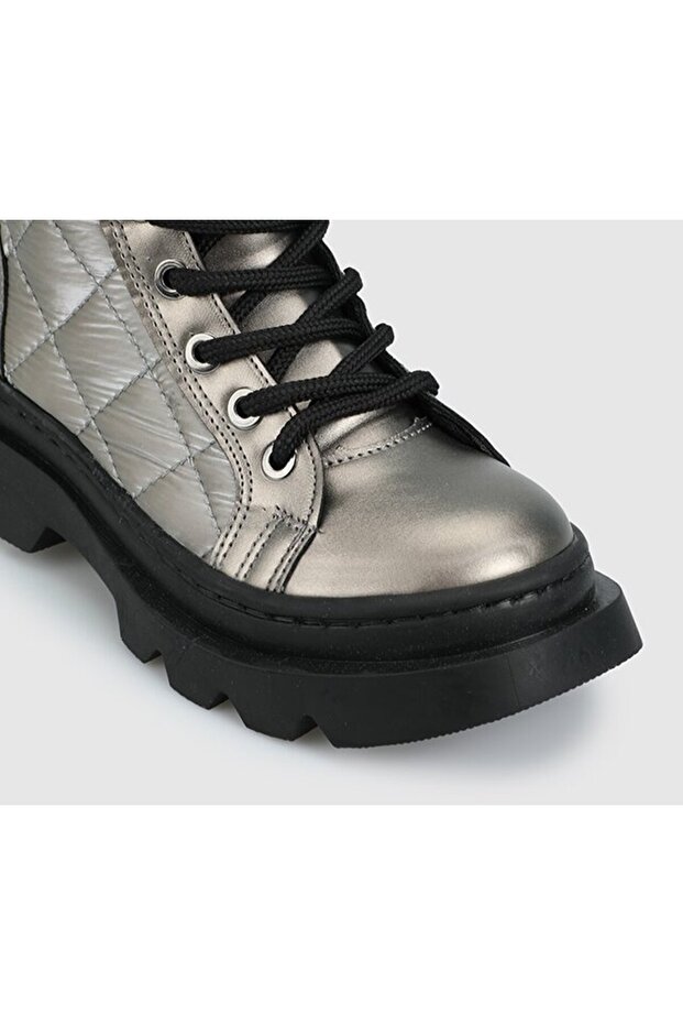 Platin Kız Çocuk Bot - 5